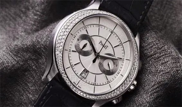 伯爵手表磕碰了处理方法(图) 伯爵手表磕碰了处理方法(图)