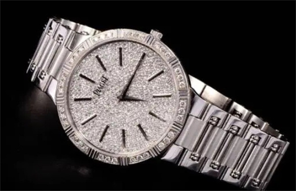 伯爵手表很久不戴不走了解决技巧汇总(图) 伯爵手表很久不戴不走了解决技巧汇总(图)